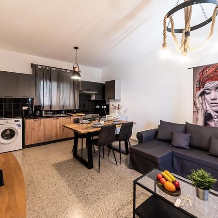 Serenityone - Centrally Located One Bedroom Apt أيا نابا المظهر الخارجي الصورة