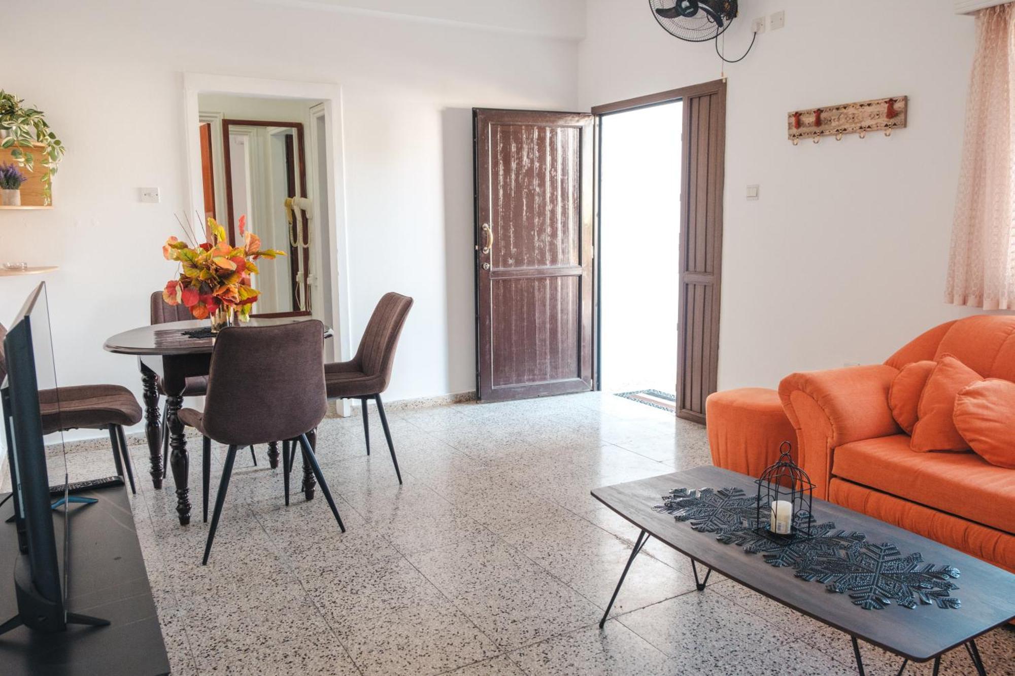 Serenityone - Centrally Located One Bedroom Apt أيا نابا المظهر الخارجي الصورة